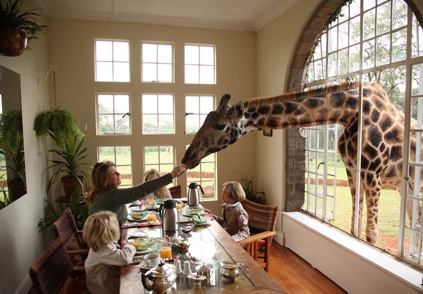 Giraffe-Manor-family-breakfast-nairobi