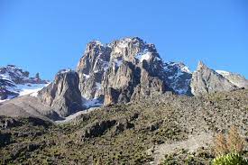 mountkenya-naromoru1